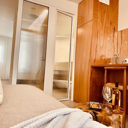 Maison Lyo Luxe