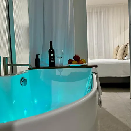 Maison Lyo Luxe Apartment