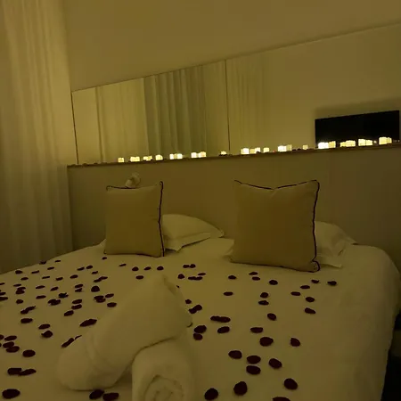 Maison Lyo Luxe Apartment