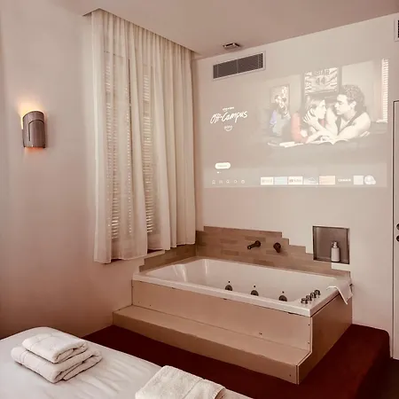 Maison Lyo Luxe